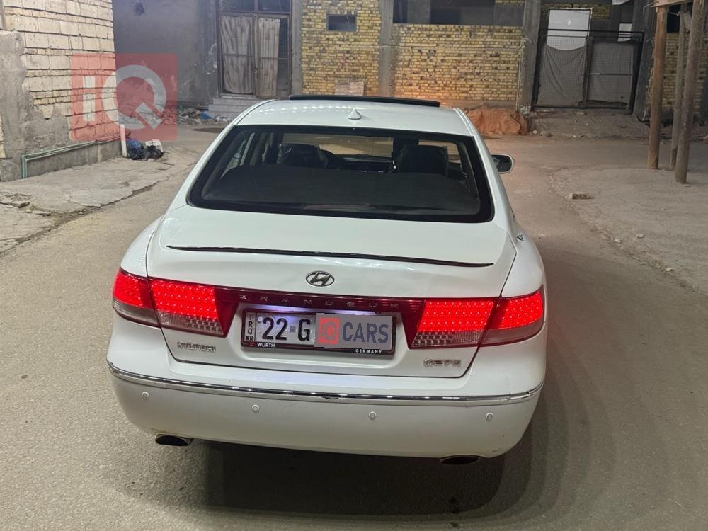 هيونداي أزيرا